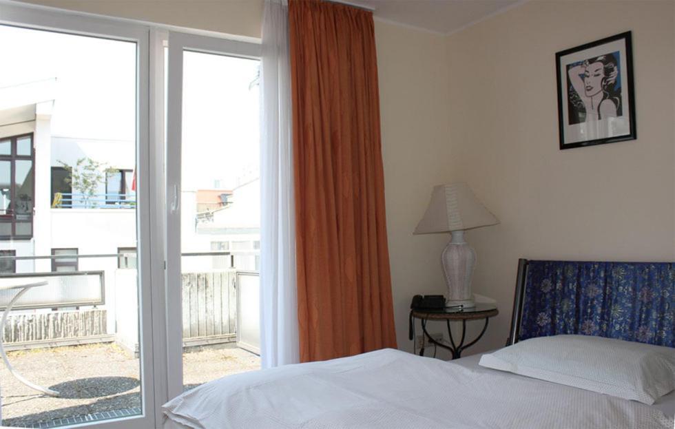 Hotel Roemerhafen Κολωνία Εξωτερικό φωτογραφία