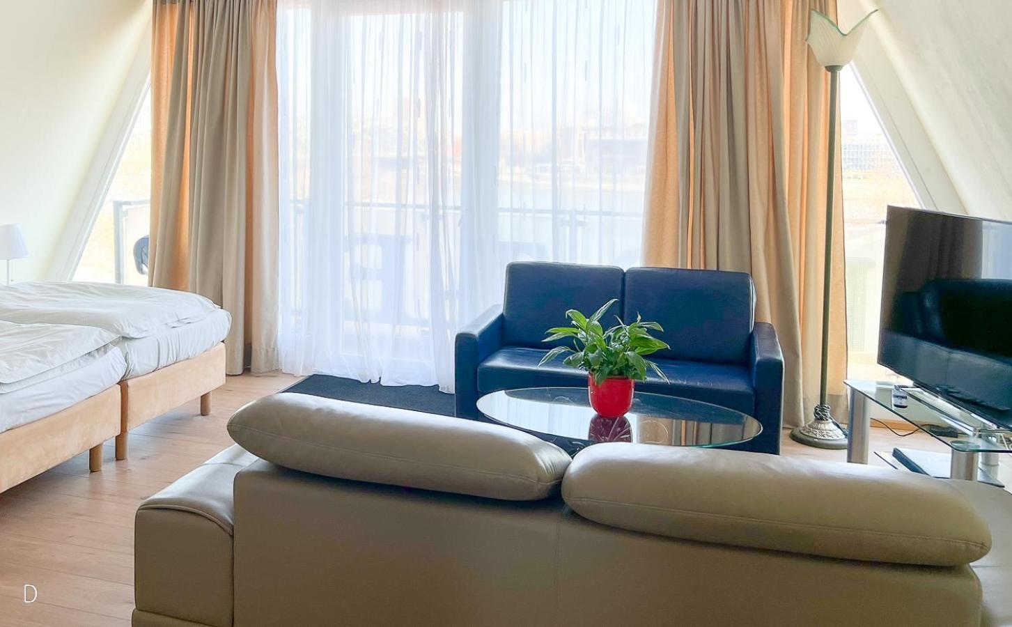 Hotel Roemerhafen Κολωνία Εξωτερικό φωτογραφία